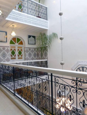 Riad Darabi en exclusivité
